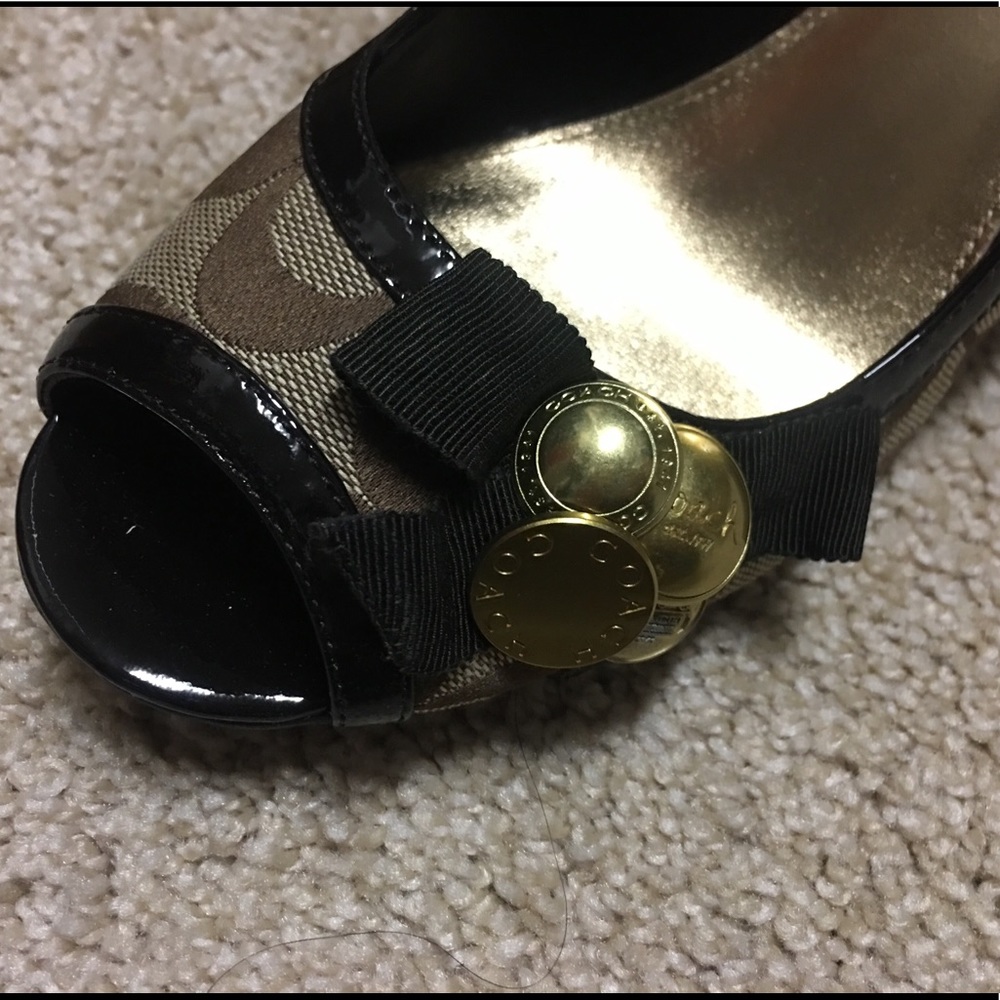 Coach wedge 7M brand new✨